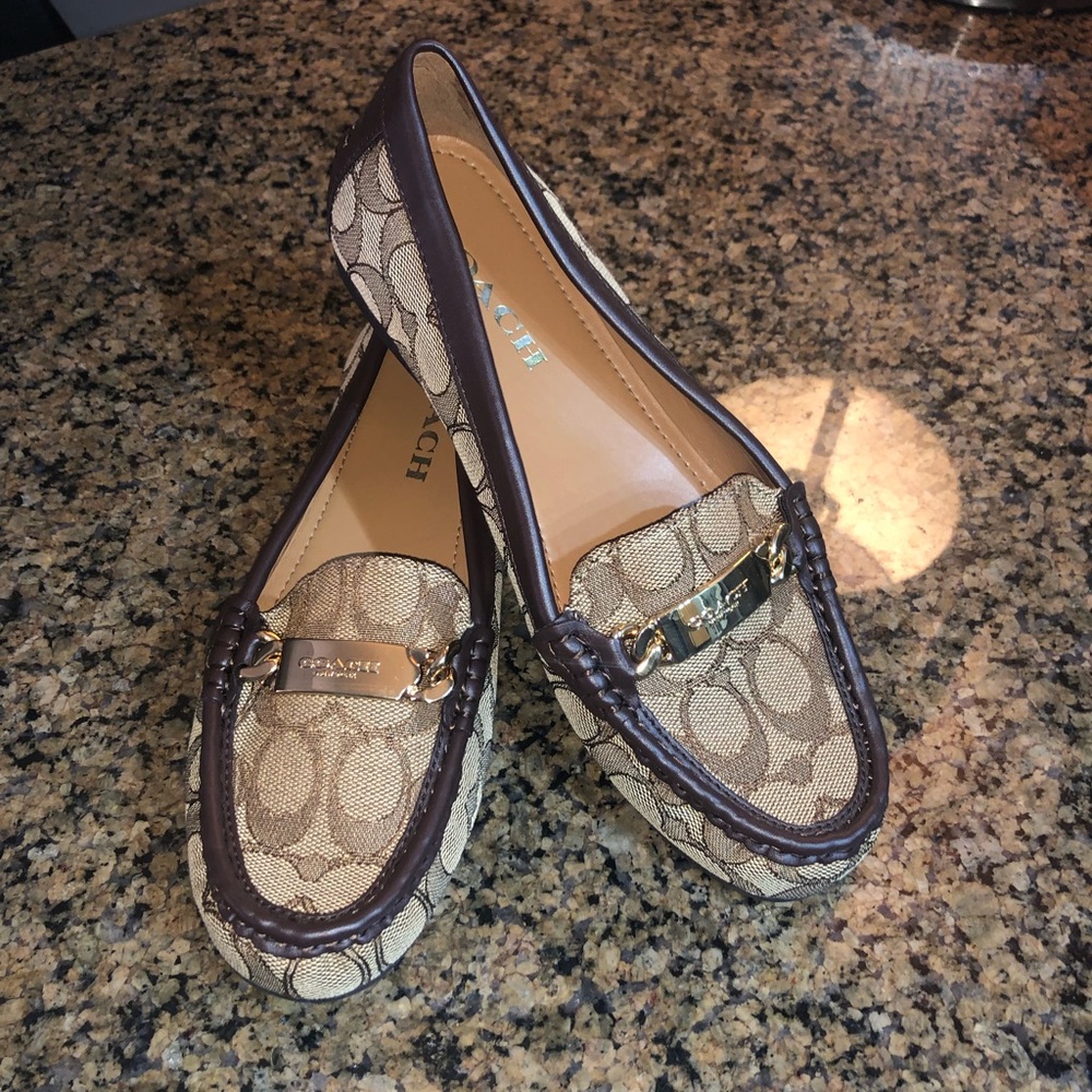 Authentic Coach Loafers sz 8